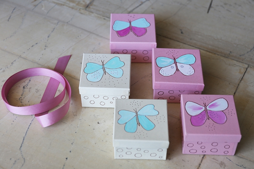 butterfly favours' box 